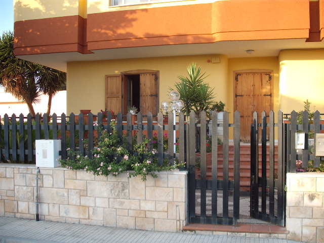Bilocale Lory a Porto Cesareo - Ingresso in villa